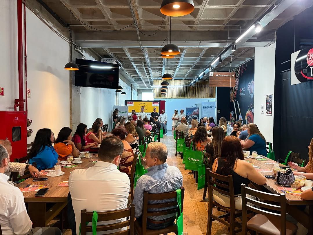 Comemoração de 25 anos e novos rumos: CDL Viamão inicia 2025 com Café & Negócios