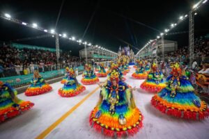 Unidos de Vila Isabel é terceira colocada no Carnaval de Porto Alegre
