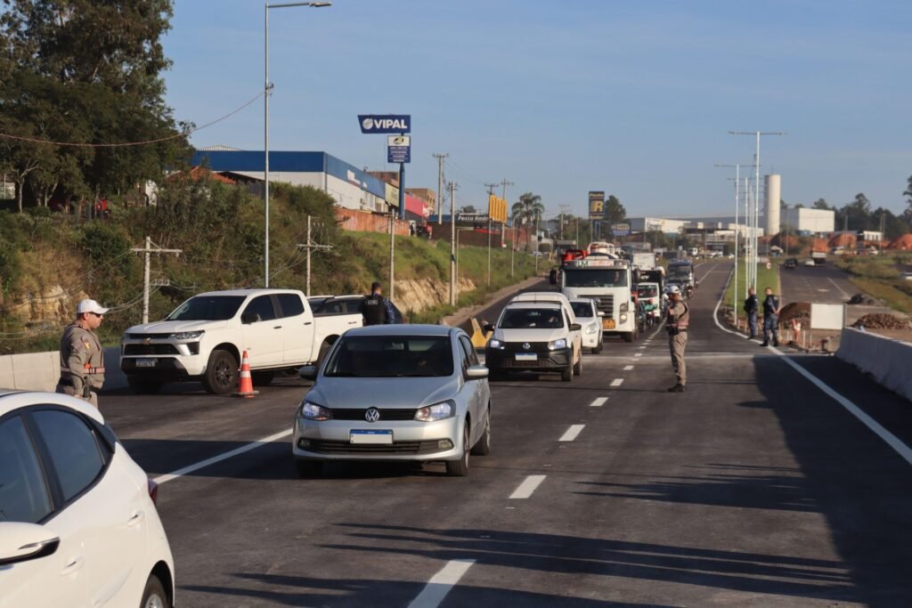 ERS-118 tem novo trecho liberado em Gravataí e obra atinge 80% de conclusão