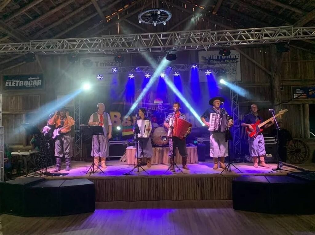 Grupo Barbicacho animará aniversário do CTG Alma Crioula em Viamão