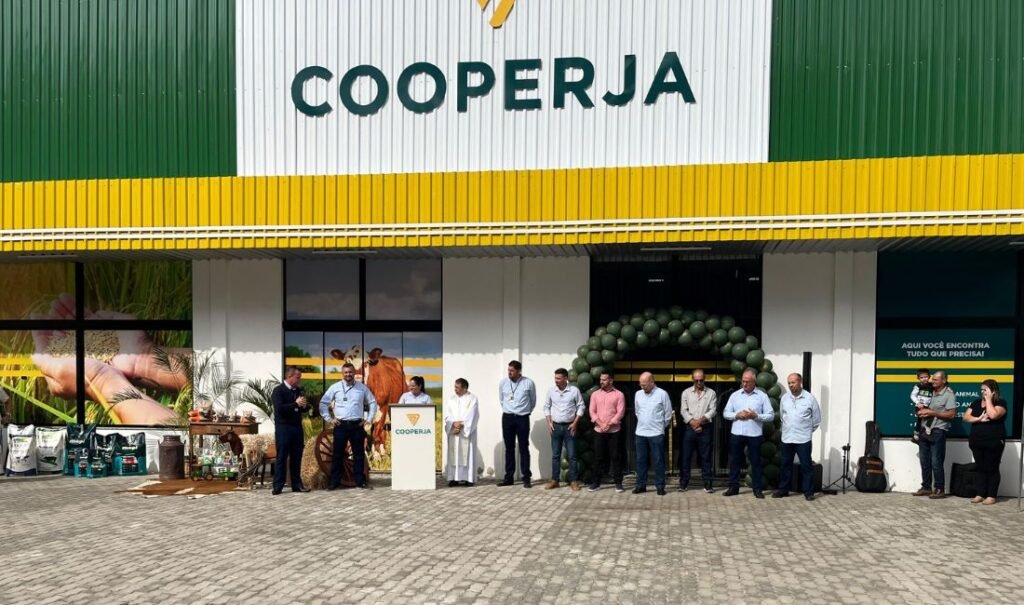 Cooperja inaugura em Viamão sua 17ª loja agropecuária