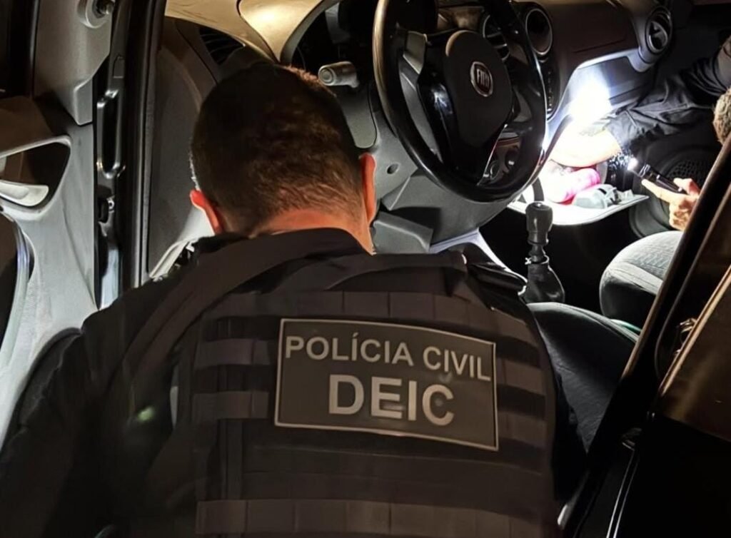 Operação em Viamão, Porto Alegre e Alvorada desarticula quadrilha que praticava roubo de veículos