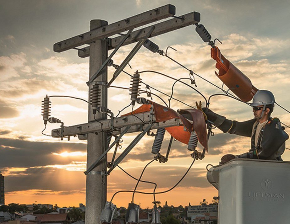 Assembleia aprova indenização automática para consumidores que ficarem mais de 24 horas sem energia no RS