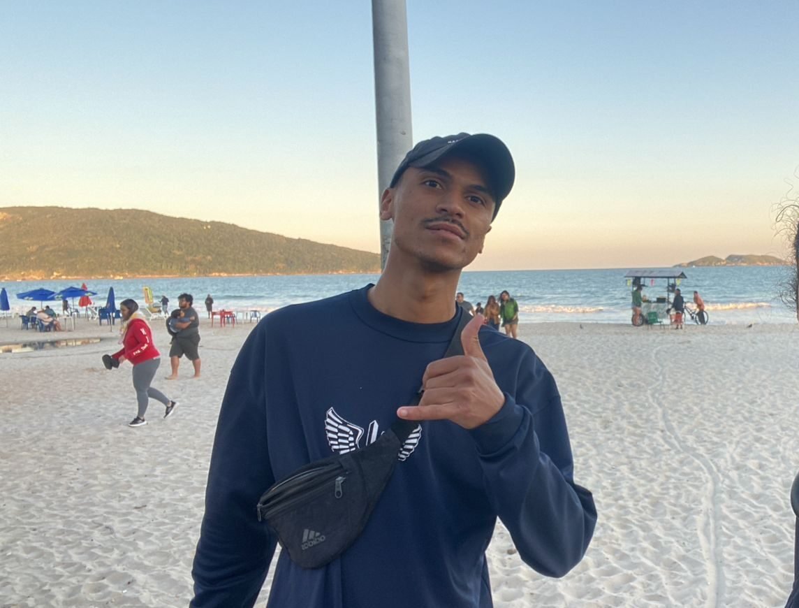 Família viamonense busca informações de jovem que desapareceu em Santa Catarina