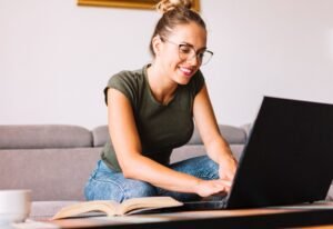 Sesc e Senac-RS relançam plataforma que disponibiliza mais de 50 cursos gratuitos