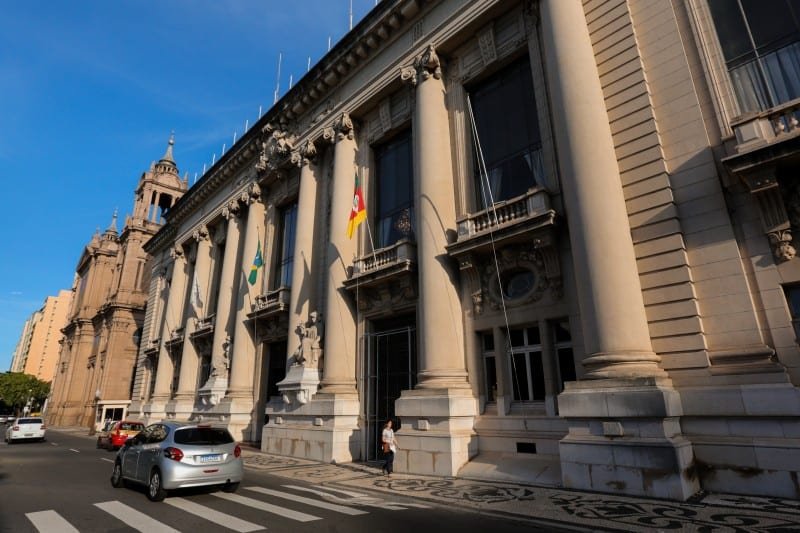Governo do RS inicia hoje pagamento de até R$ 3,3 bilhões em precatórios; saiba como aderir